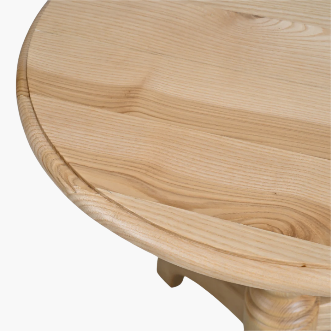 Traditional Round Pedestal Table