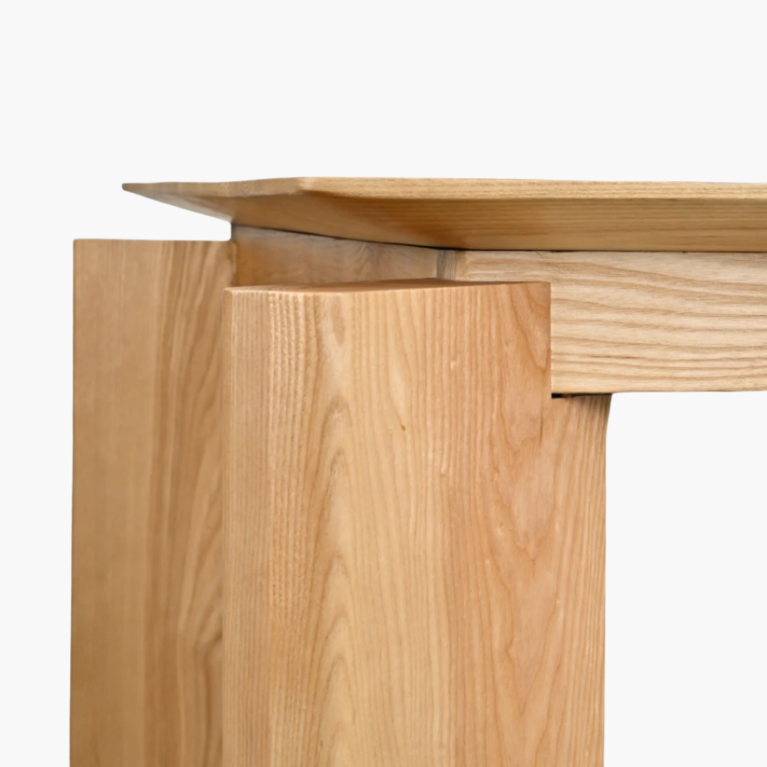 Cler Dining Table