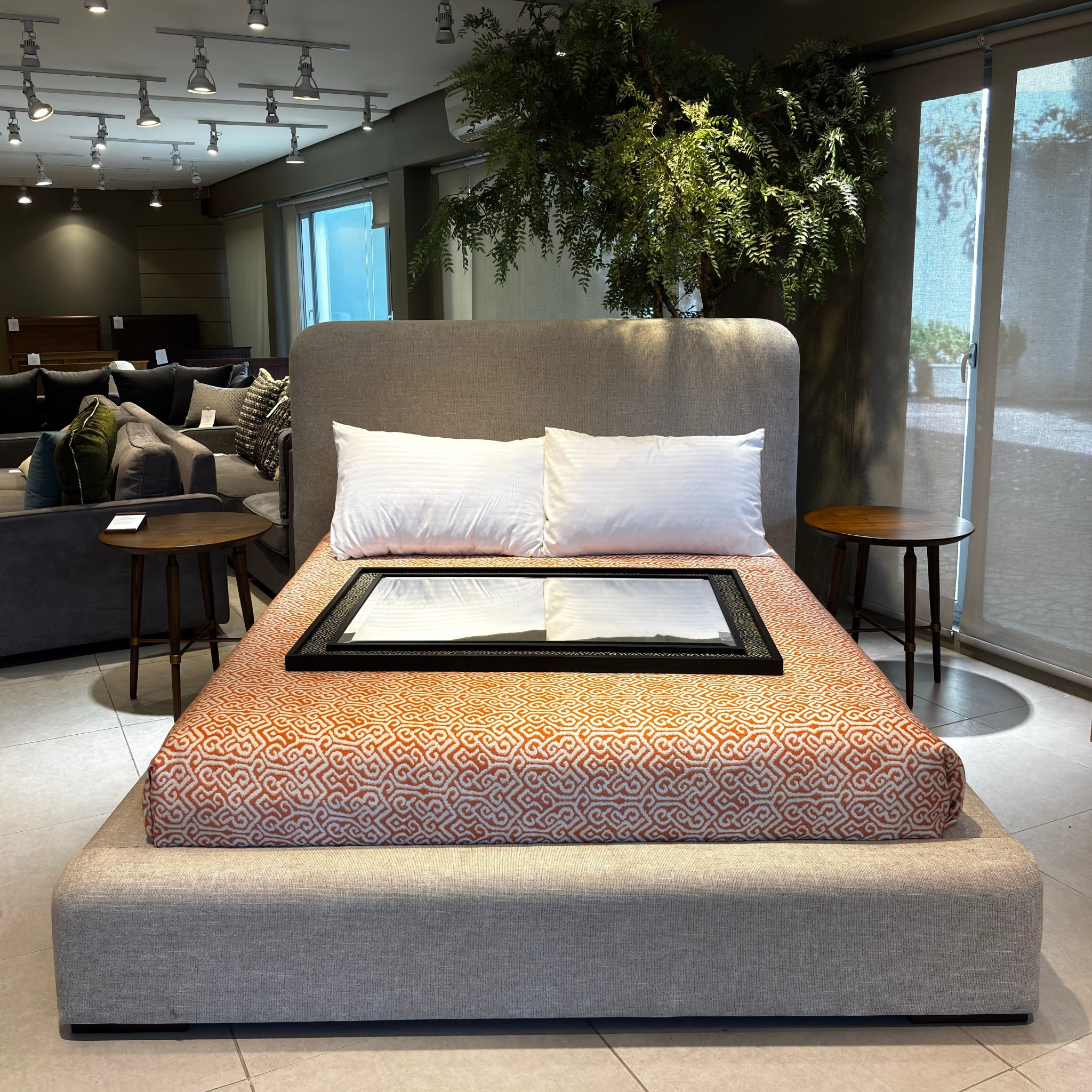 Dalvo Queen Bed | Mahogany Tobacco | Tribu Toffee