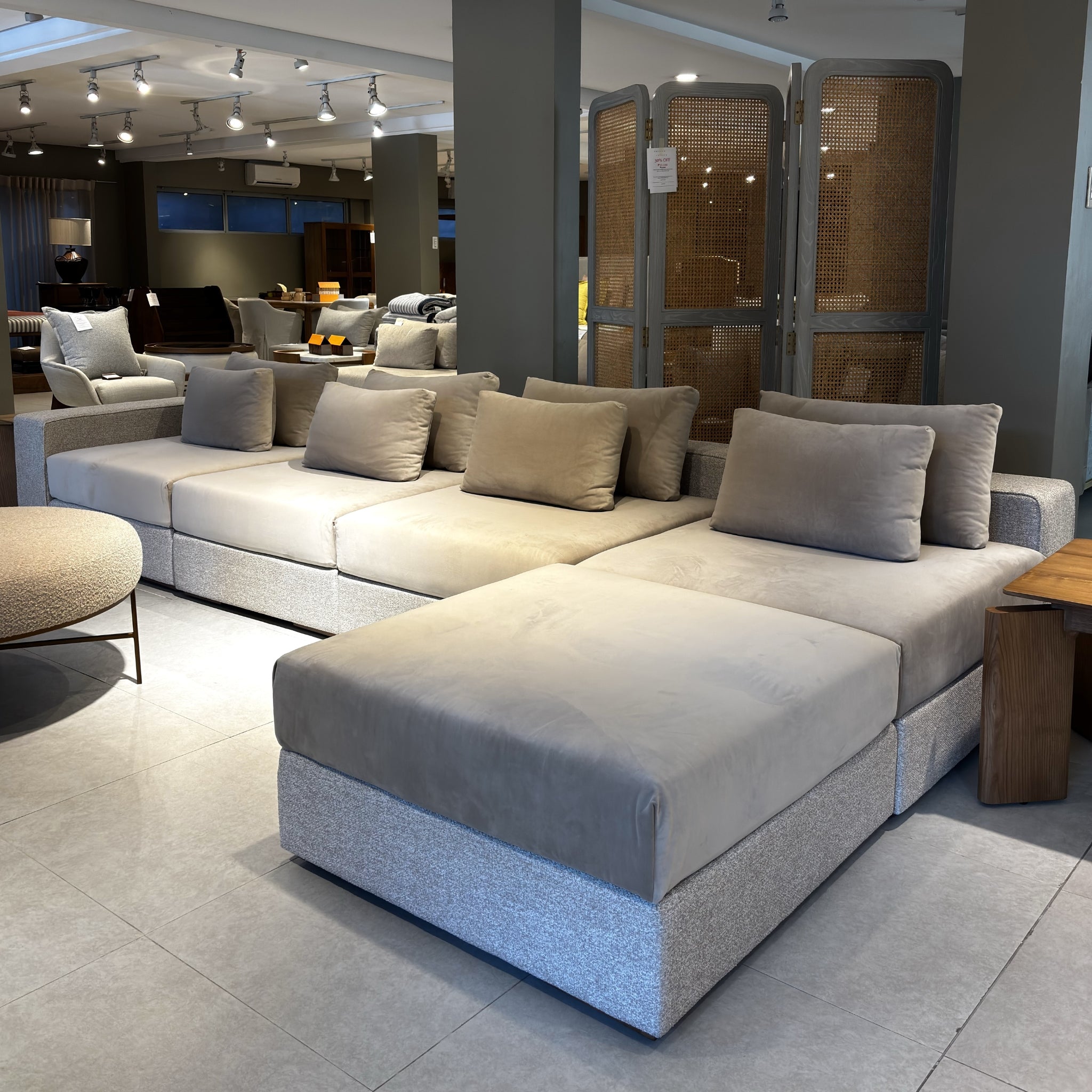 M Sectional | Ash Honey | Jumbo Staunch Almond / Supervio Taupe