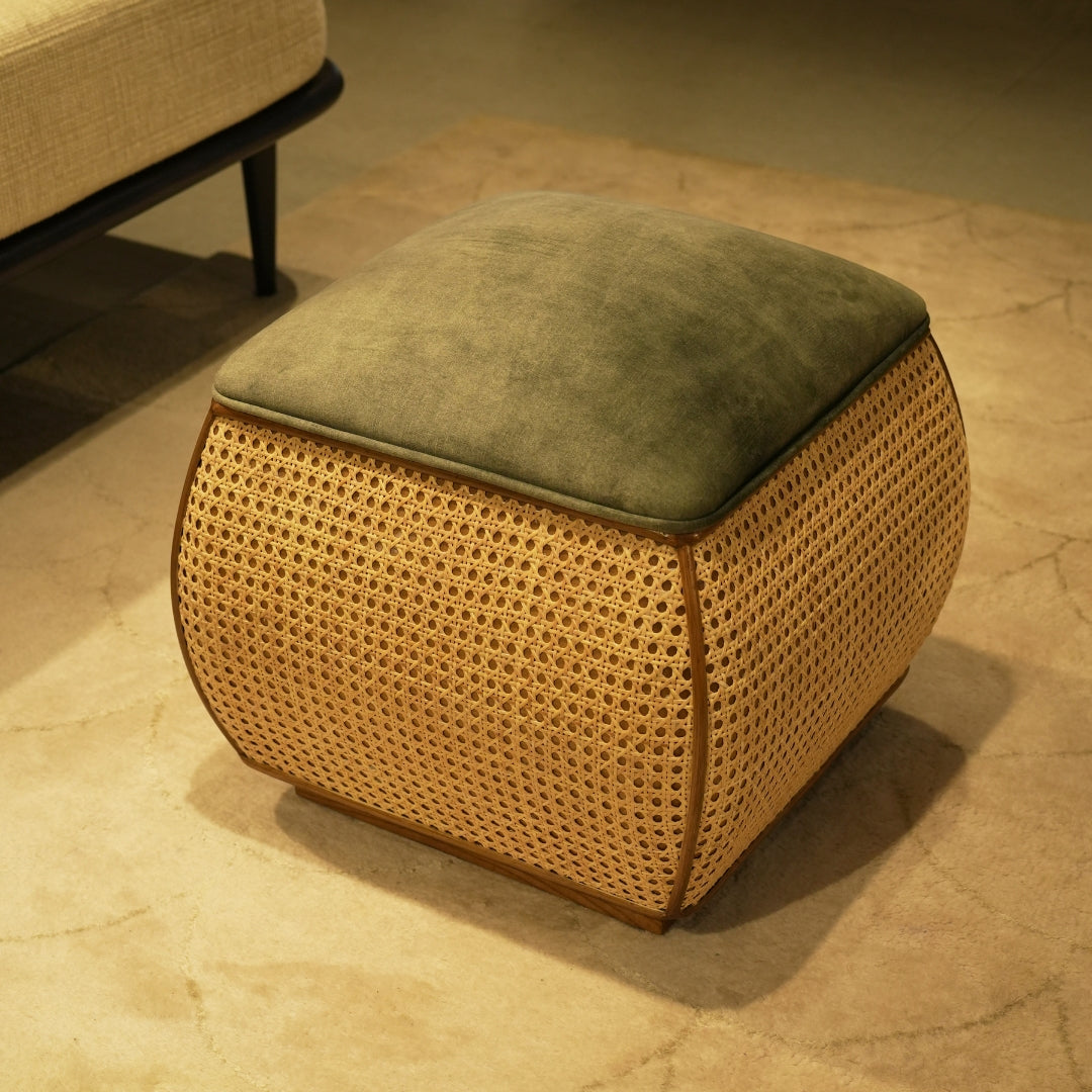 Pouf Solihiya Ottoman | Macau Forest