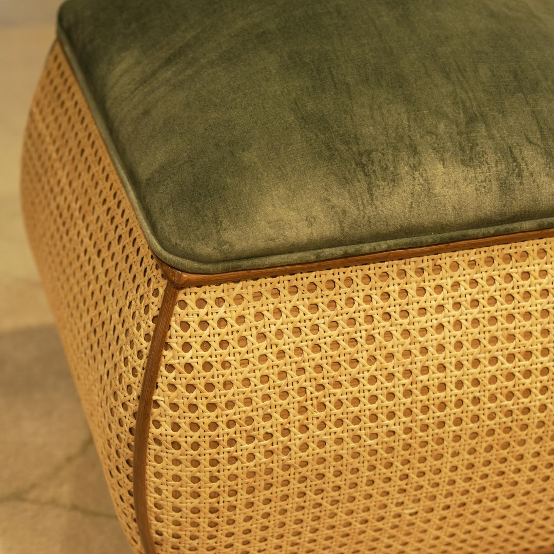 Pouf Solihiya Ottoman | Macau Forest
