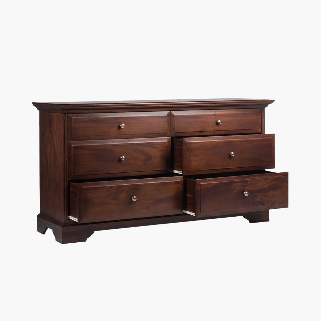 Traditional 6 Drawer Dresser